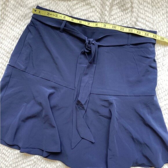 Ladies Navy Blue Athletic Skort By Soho Apparel W/ Front Tie Size M - Picture 4 of 7